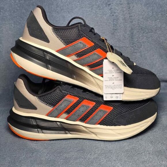 New Adidas ASTRATAR Mens US 12 Sneakers main image 8